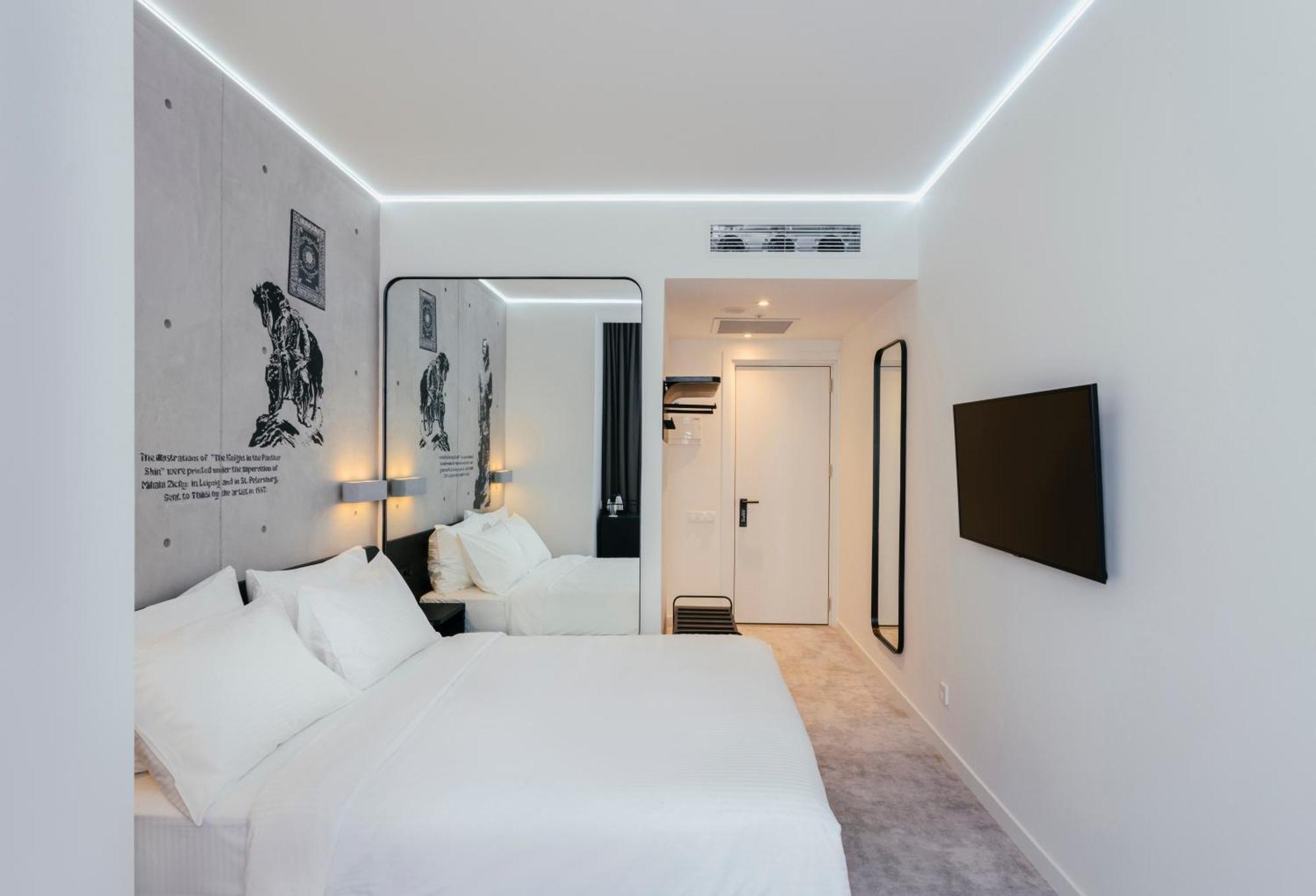 Golden Tulip Design Tbilisi Hotel Eksteriør billede