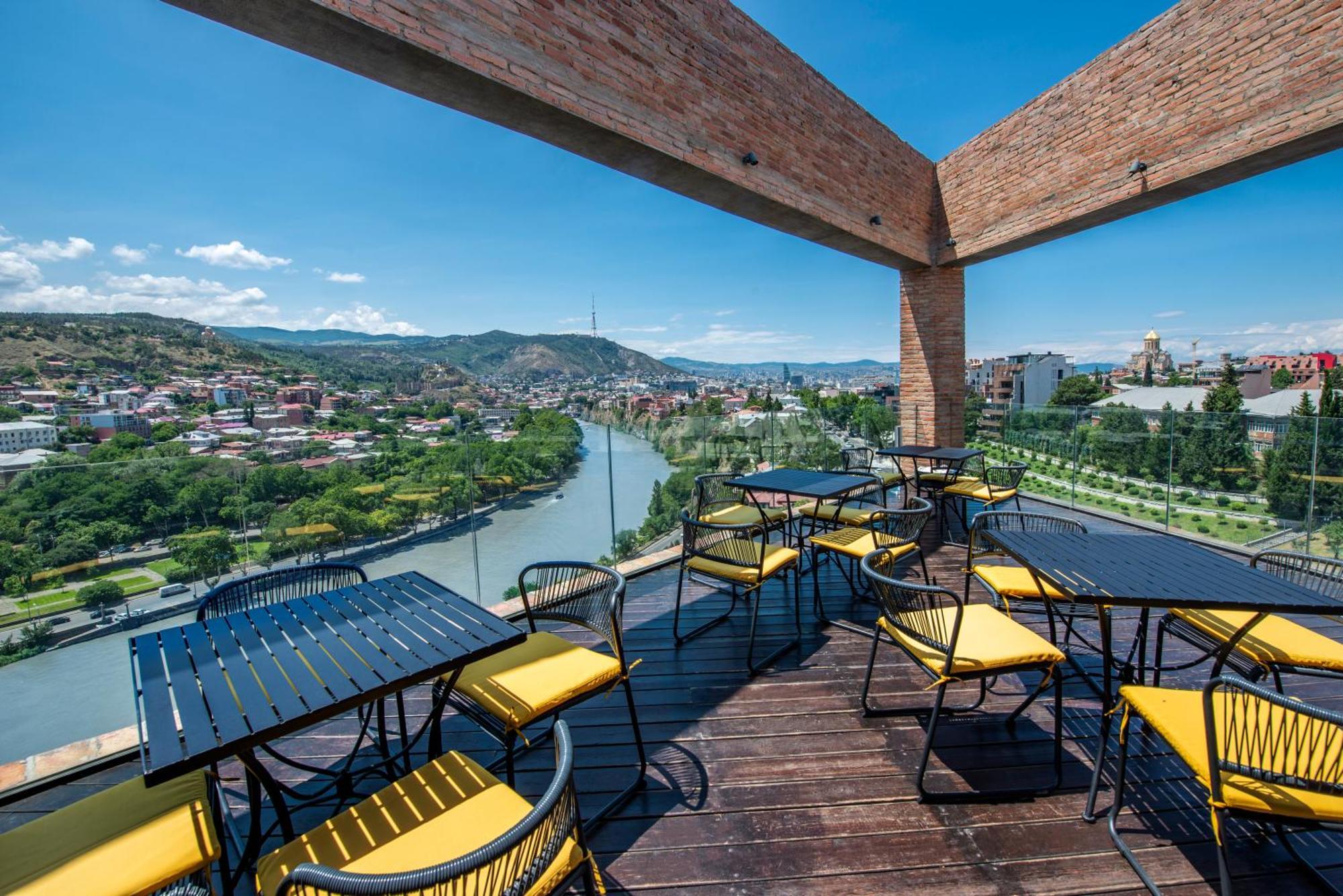 Golden Tulip Design Tbilisi Hotel Eksteriør billede