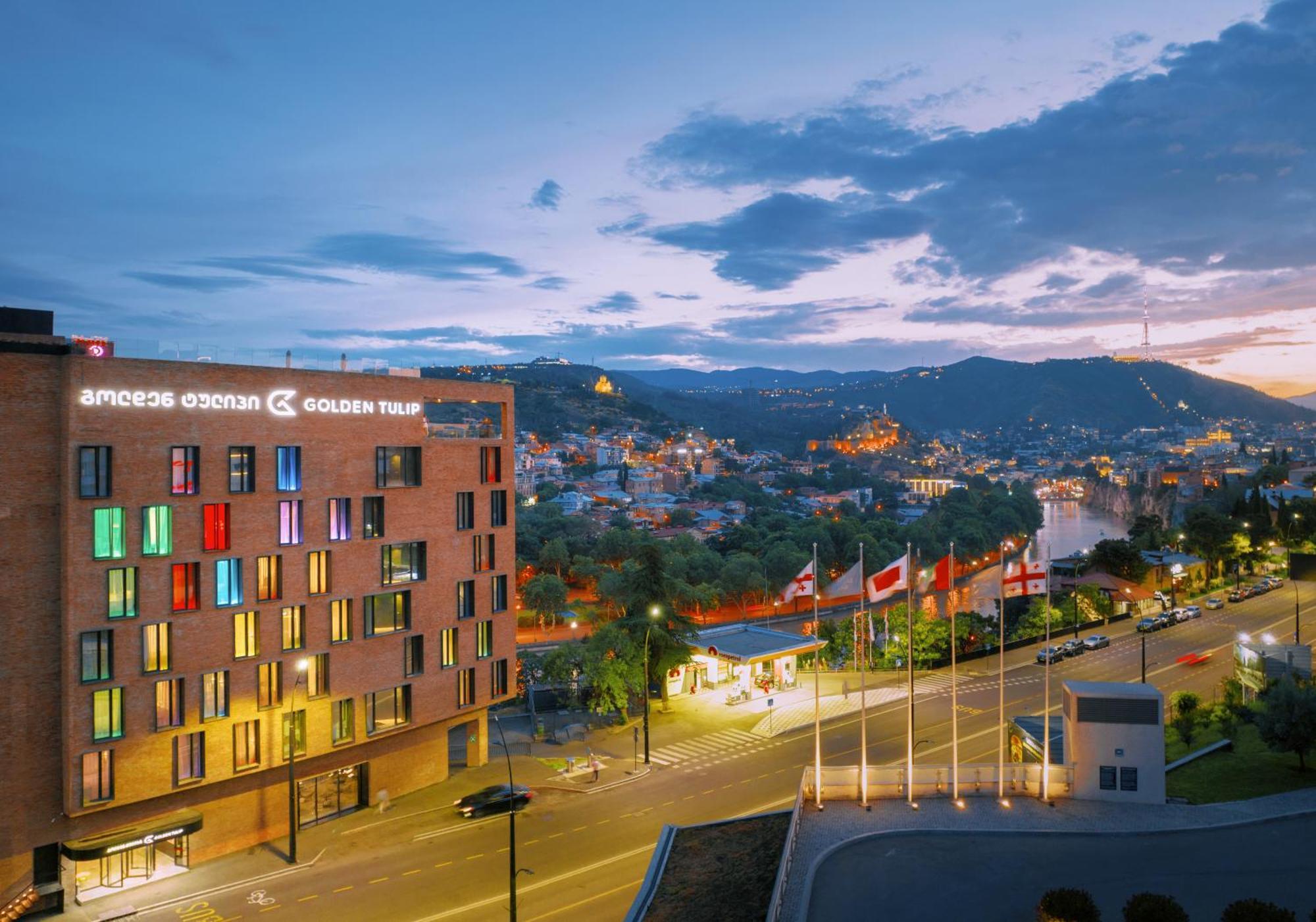 Golden Tulip Design Tbilisi Hotel Eksteriør billede