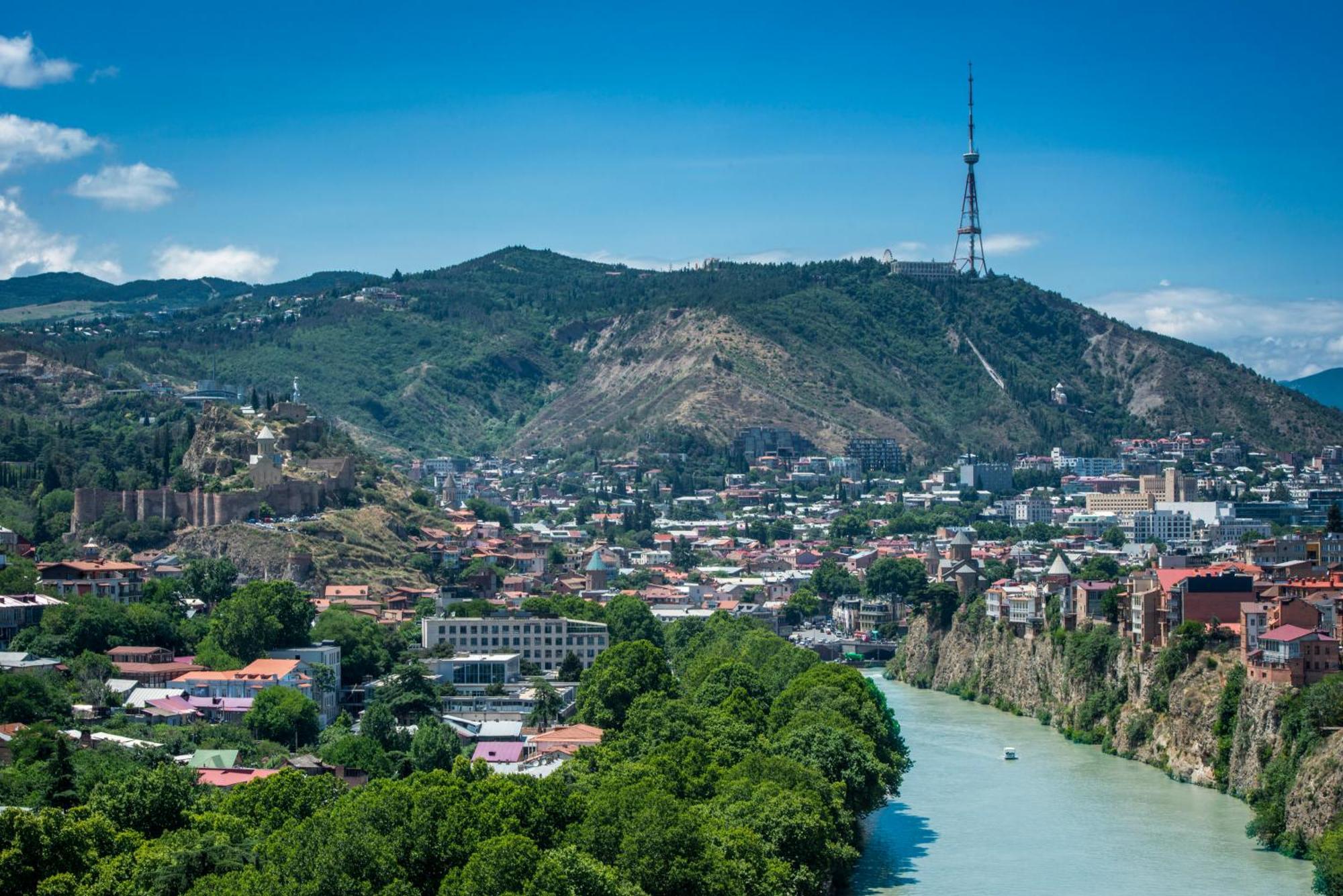 Golden Tulip Design Tbilisi Hotel Eksteriør billede